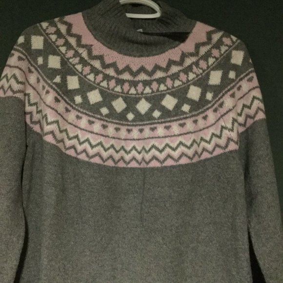 NWT Tahari fair isle very soft sweater - Picture 2 of 9